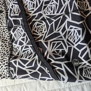 Lululemon Black and White used geometric shorts